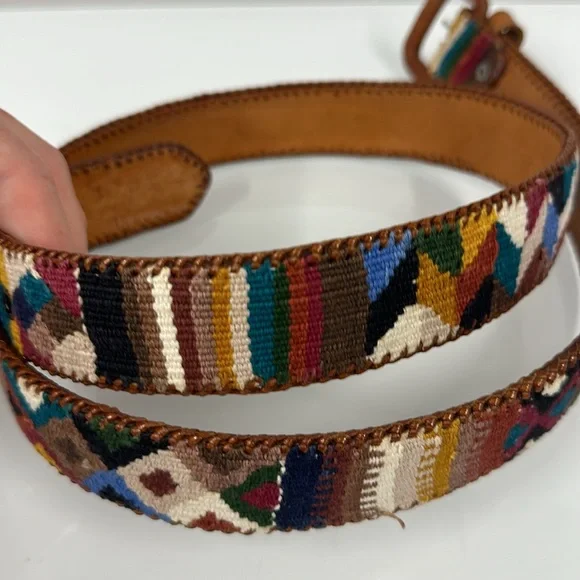 Handmade embroidery and leather stitched belt 42 - Picture 3 of 4